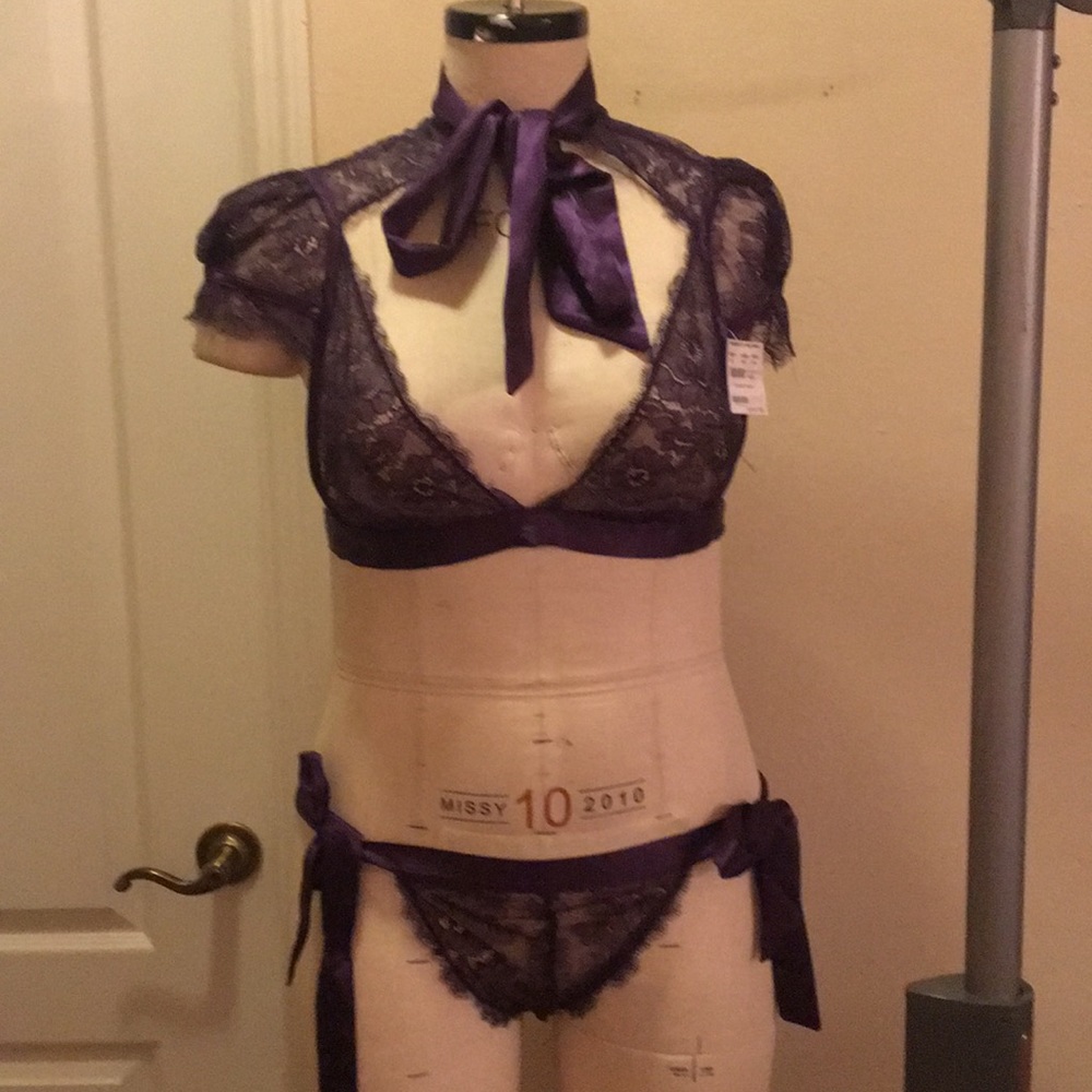NWT fredricks of Hollywood lingerie set medium